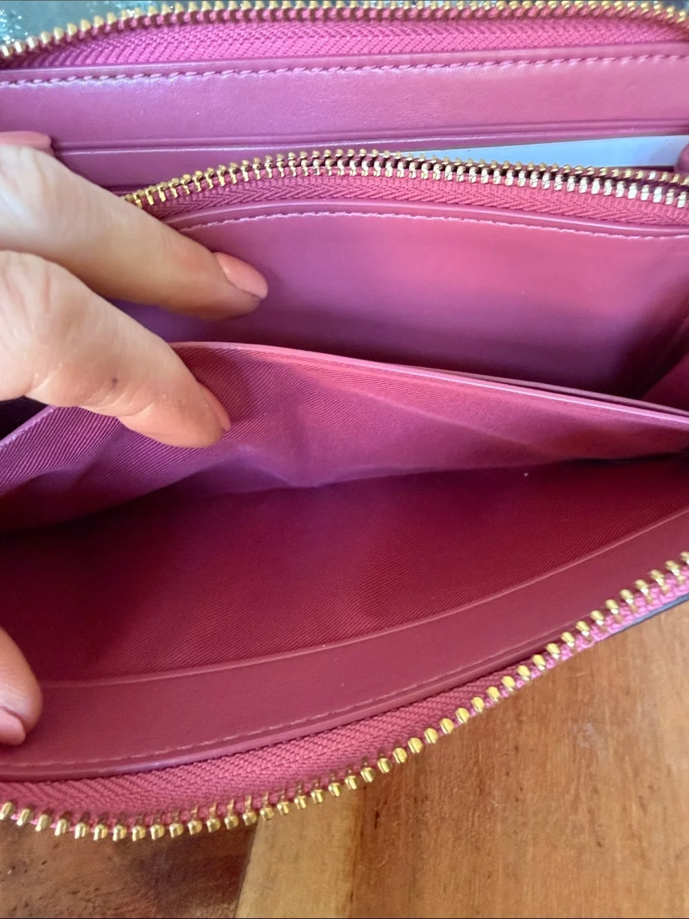 Coach Barbiecore Bubblegum Pink Signature Zip Around Wallet Wristlet (NWOT) - Picture 14 of 16